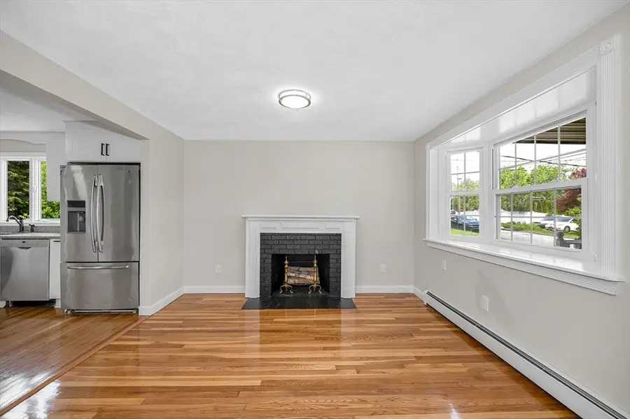 13 Mount Ave, Worcester, MA 01606 - #3