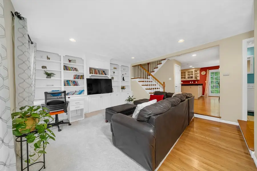 855 Wellman Ave #855, North Chelmsford, MA 01863 - #2