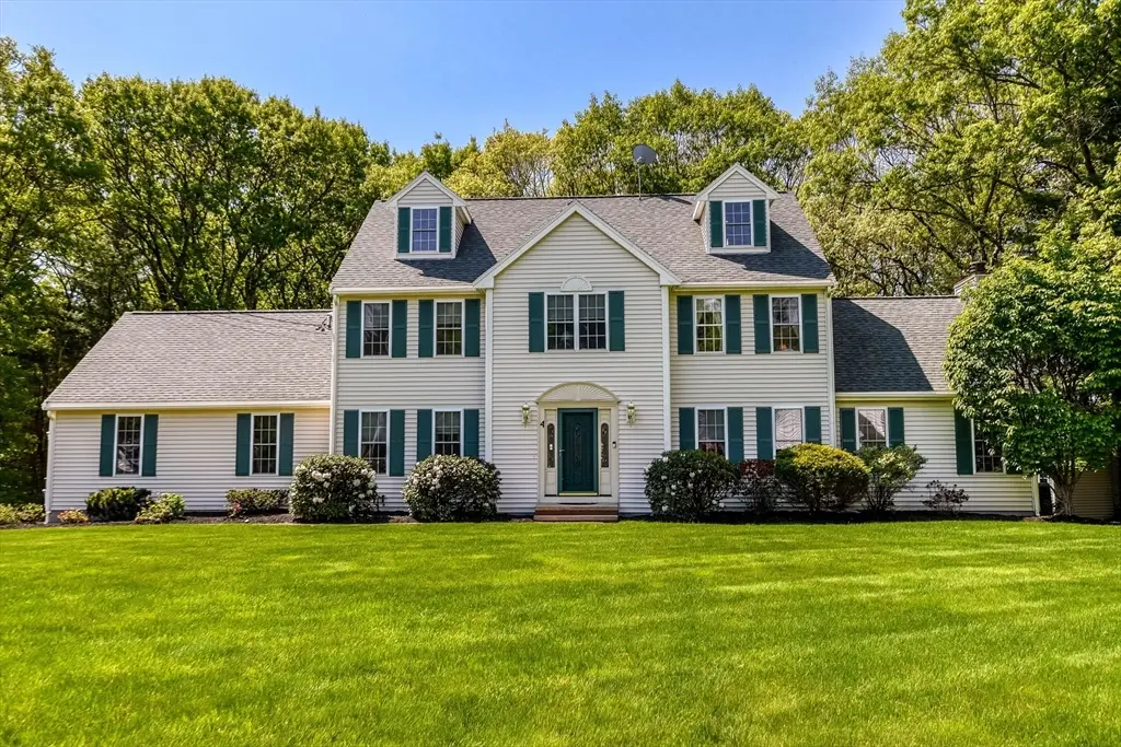 4 Dorset Drive, East Walpole, MA 02032 - #1