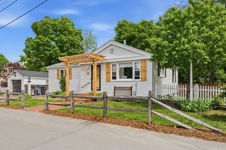 10 S Webster St, Haverhill, MA 01835 - #2