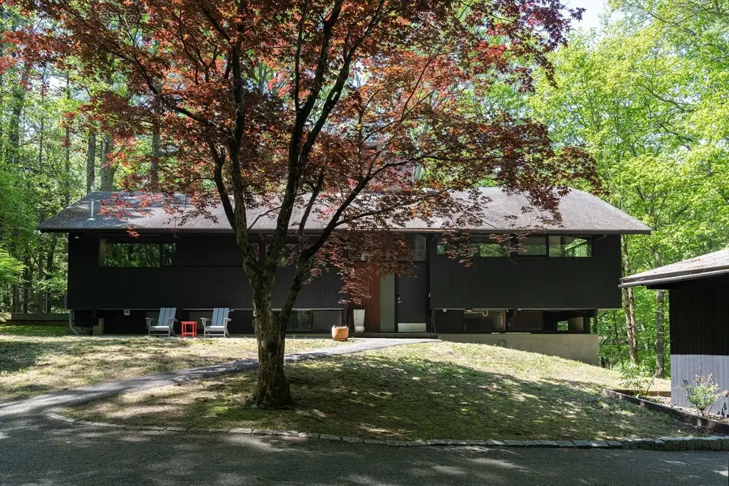 11 Hiddenwood Path, Lincoln, MA 01773 - #1