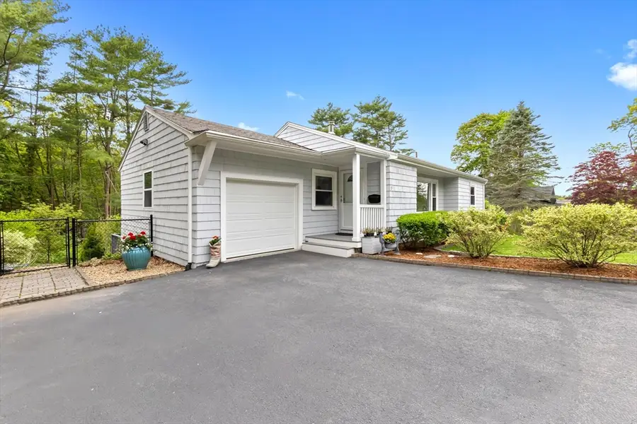 9 Cole Ave, Gloucester, MA 01930 - #2