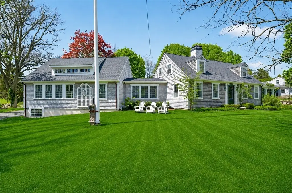 16 Prospect Street, Dartmouth, MA 02748 - #1