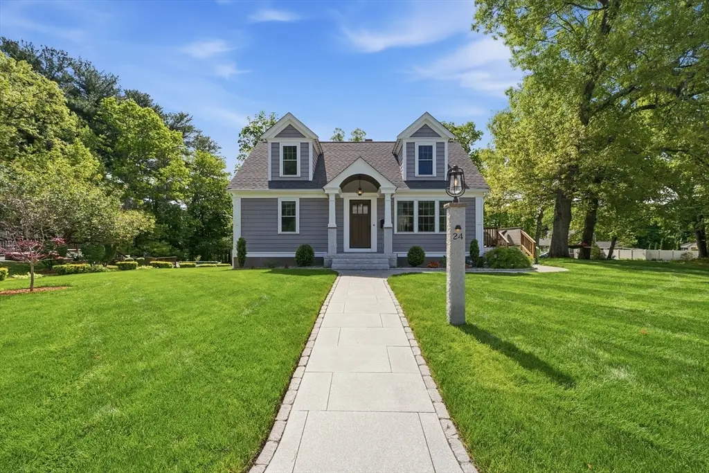 24 Pleasant St, Chelmsford, MA 01824 - #1