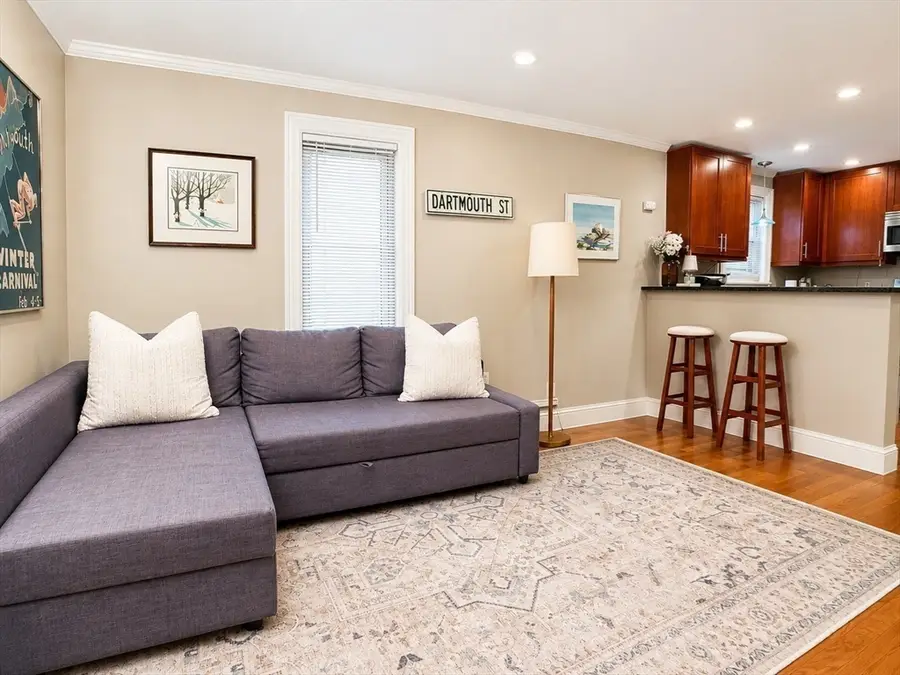6 Bristol St #1, Cambridge, MA 02141 - #2
