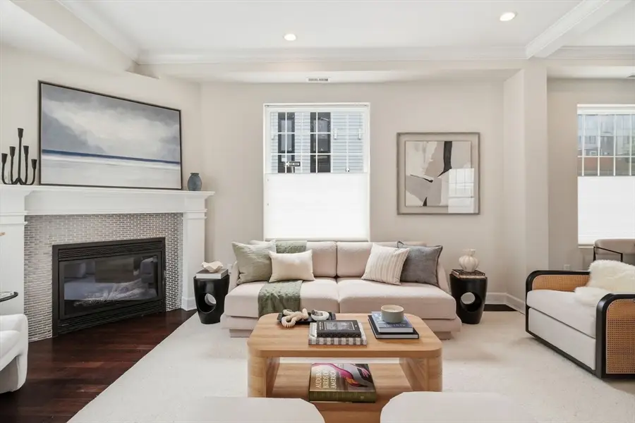 155 W 9th St. #1, Boston, MA 02127 - #2