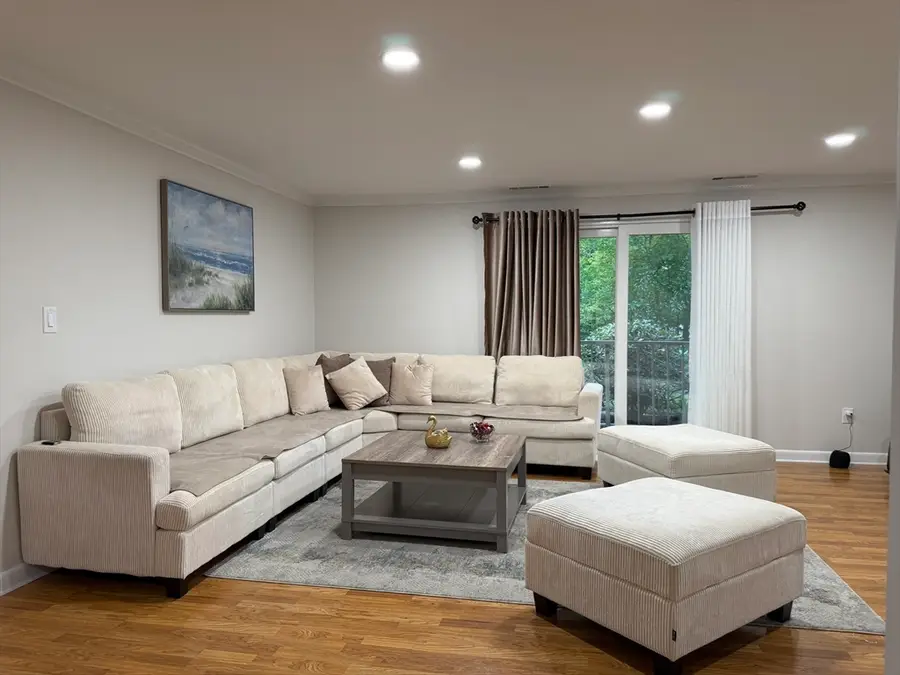 4 Kingswood Dr #3, Abington, MA 02351 - #2