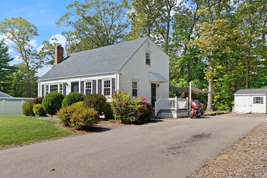 60 School St, Plainville, MA 02762 - #3