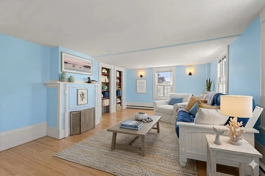 2 Mount Pleasant St #4, Rockport, MA 01966 - #3