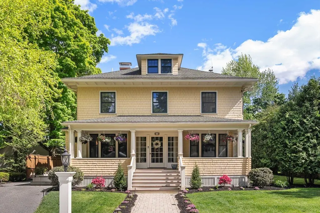 4 Lawrence St, Winchester, MA 01890 - #1