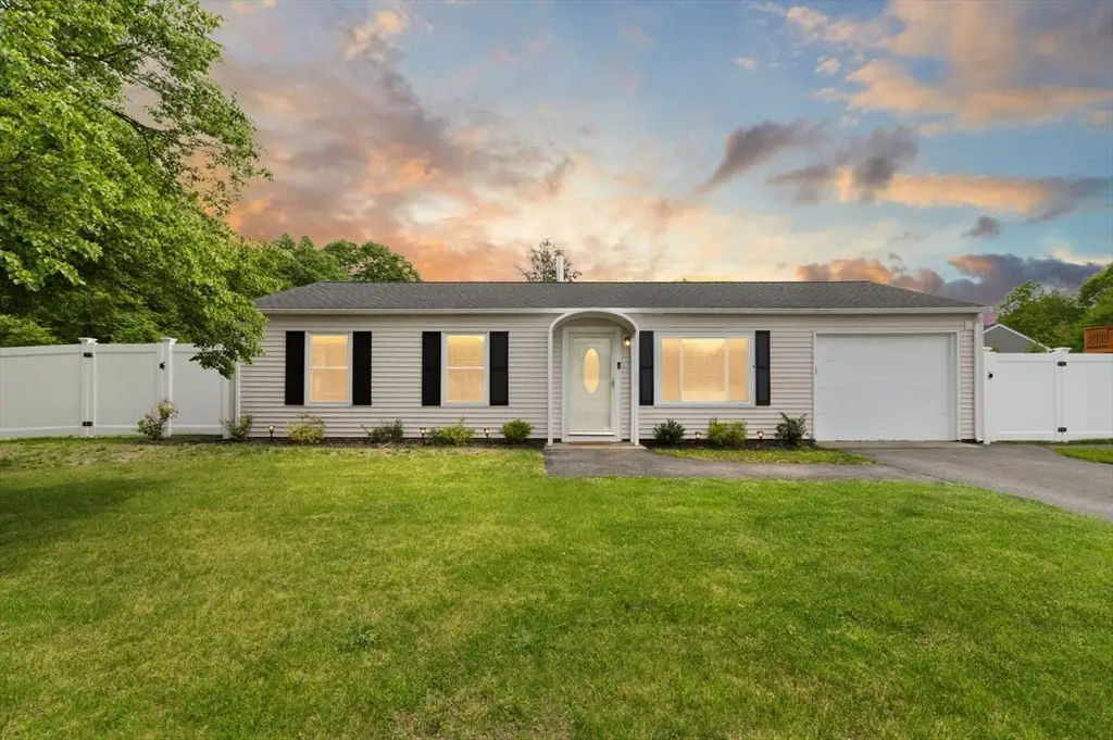 8 Viking Drive, Whitman, MA 02382 - #1
