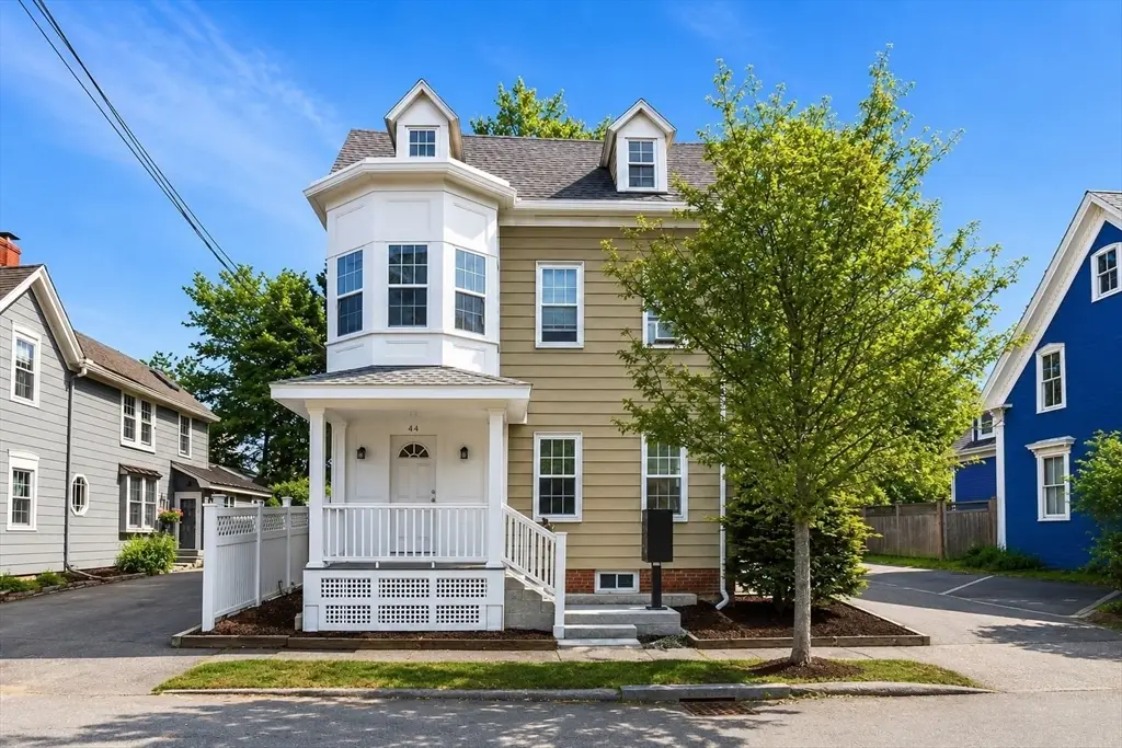 44 Charnock St, Beverly, MA 01915 - #1