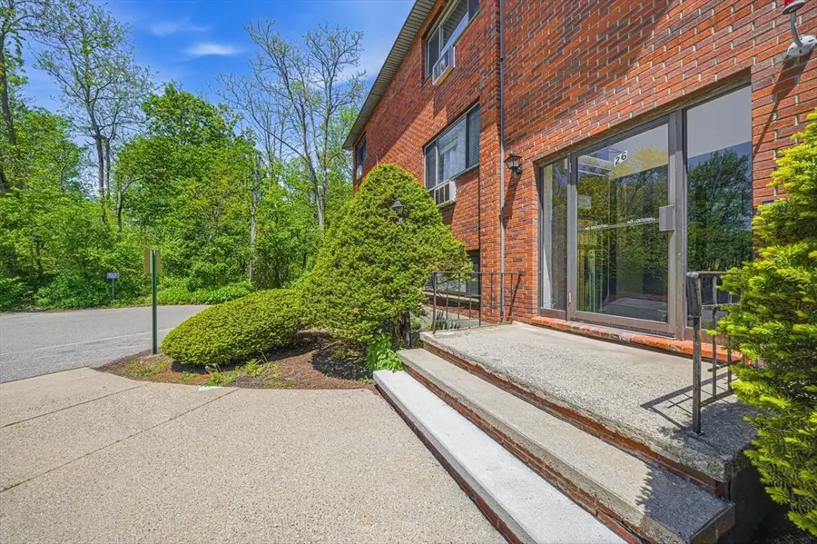 26 Faxon St. #9, Stoughton, MA 02072 - #3
