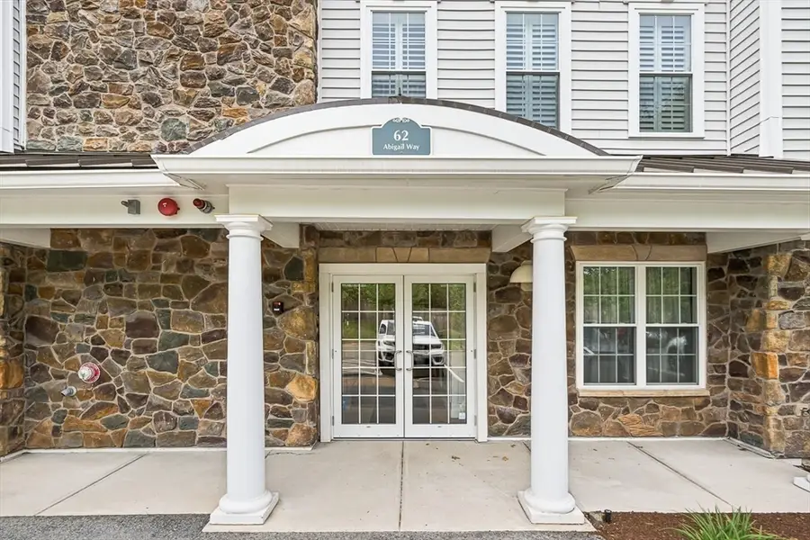 62 Abigail Way #1006, Reading, MA 01867 - #2