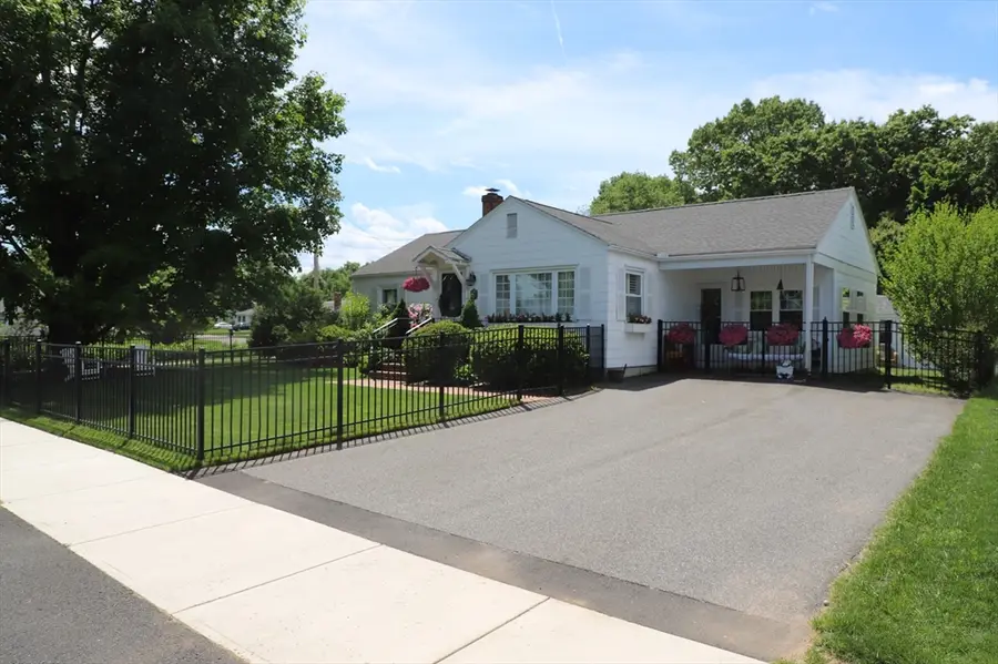 24 Circle Drive, West Springfield, MA 01089 - #2