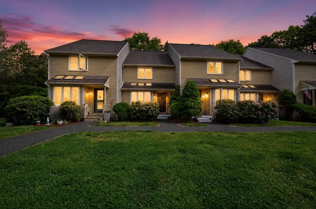 425 Maple Brook Rd #425, Bellingham, MA 02019 - #1