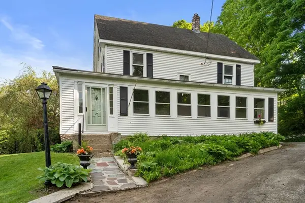 25 Park Street, Southborough, MA 01772
