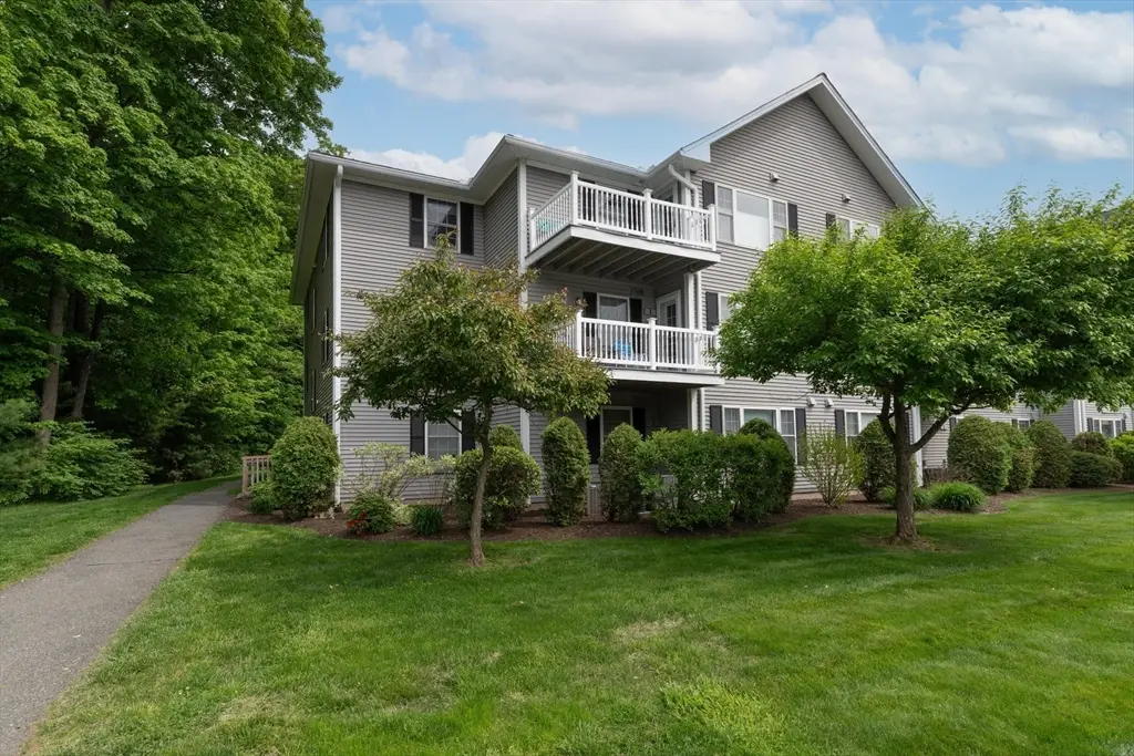 24 Greenleaves #416, Amherst, MA 01002 - #1