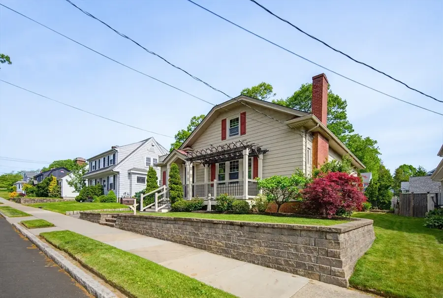 488 Montgomery Street, Fall River, MA 02720 - #3