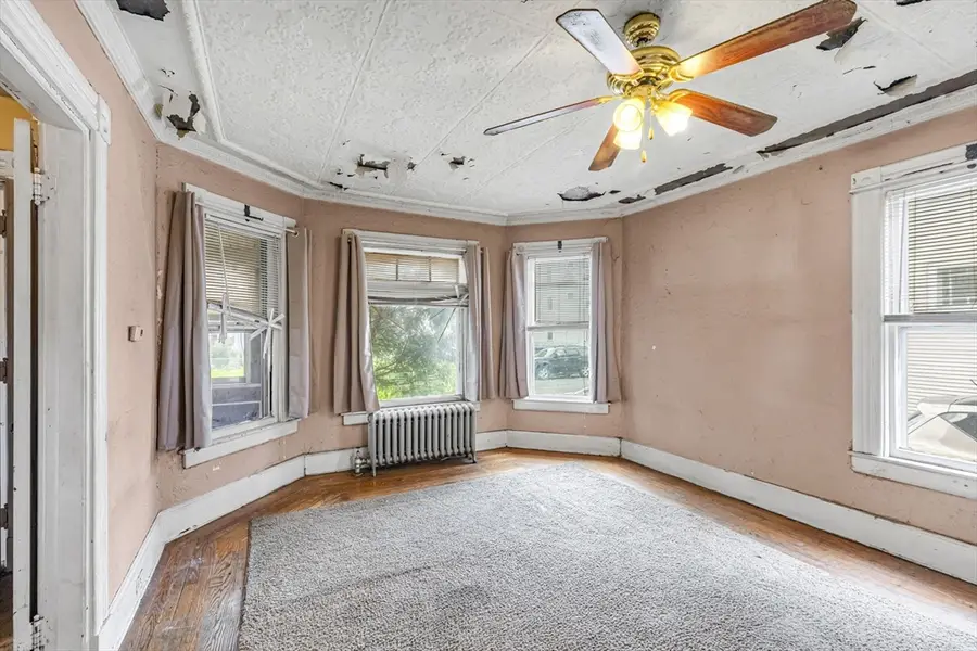 38 Phoenix Street, Springfield, MA 01104 - #2