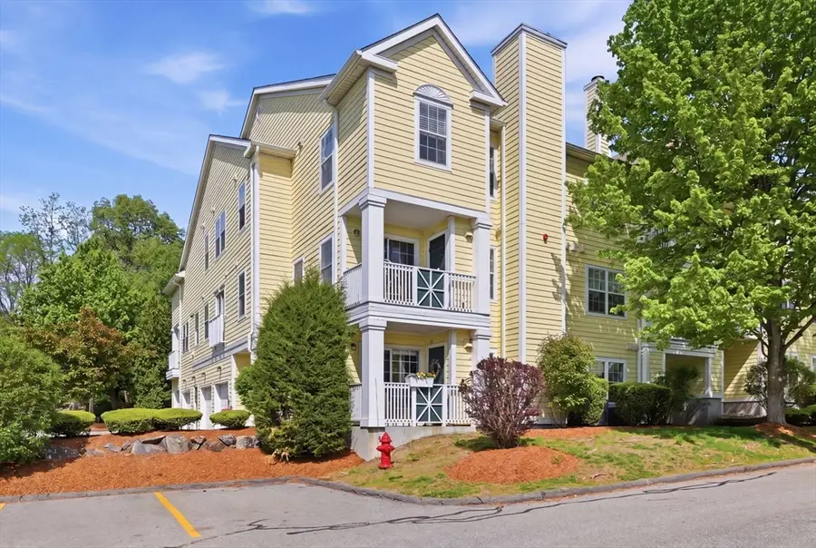 812 Gazebo Circle #812, Reading, MA 01867 - #3