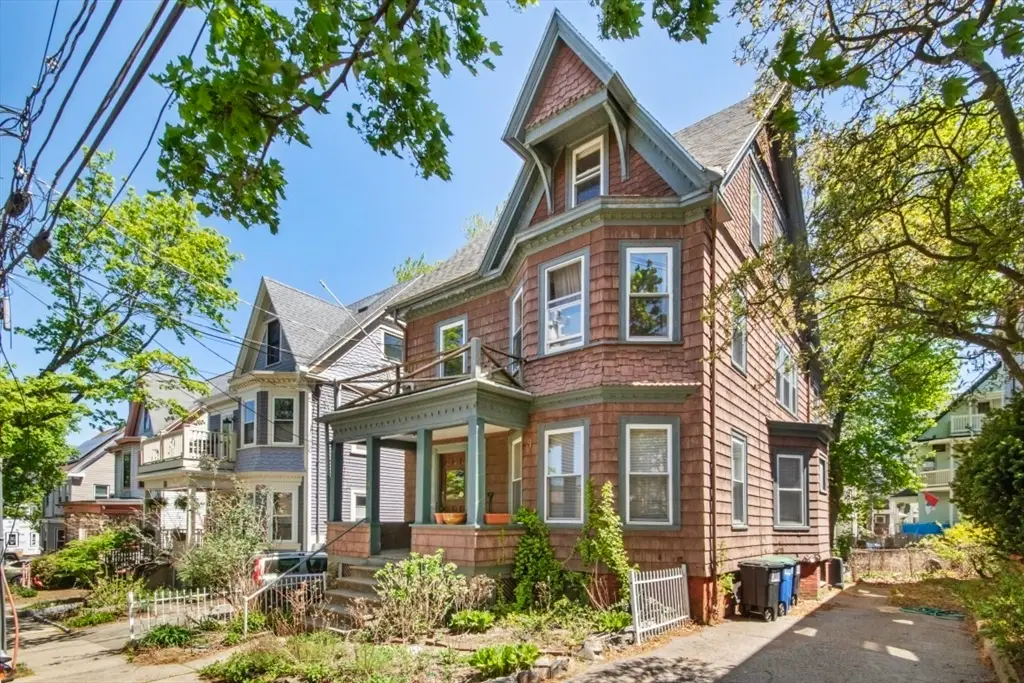 14 Tower St, Somerville, MA 02143 - #1