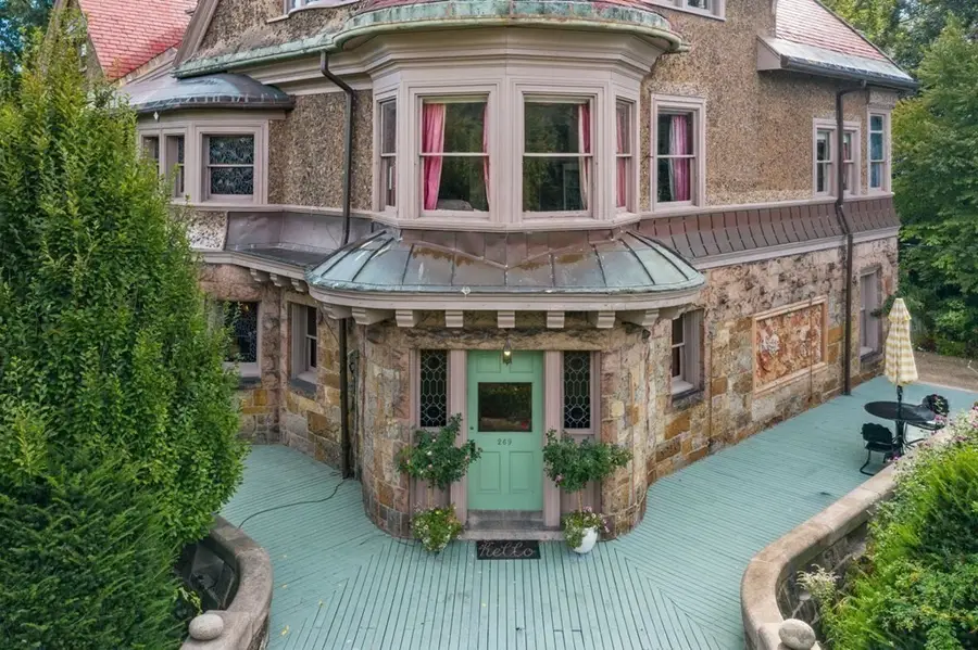 269 Kent St, Brookline, MA 02446 - #2
