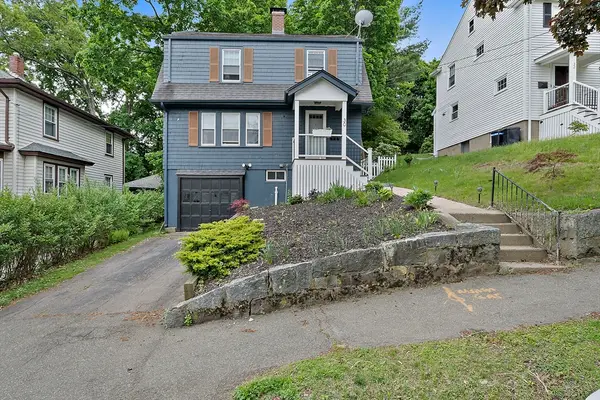 30 Hillside Ave, Quincy, MA 02170