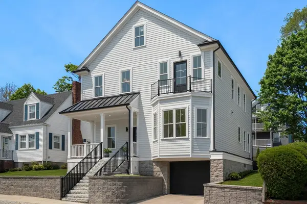 33 Fendale Ave, Boston, MA 02124