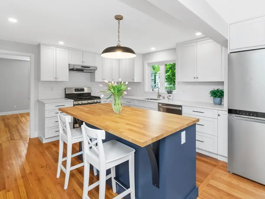 22 Grove Road, Waltham, MA 02451 - #3