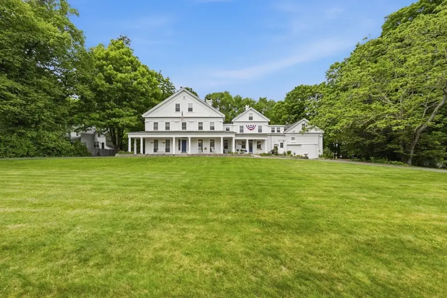 204 Village St, Medway, MA 02053 - #3
