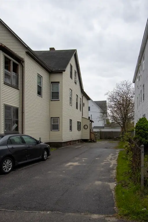 9 Nixon Ave, Worcester, MA 01603 - #2