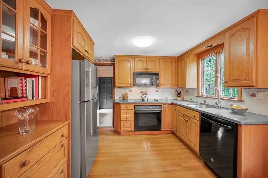 55 Blueberry Lane, Reading, MA 01867 - #3