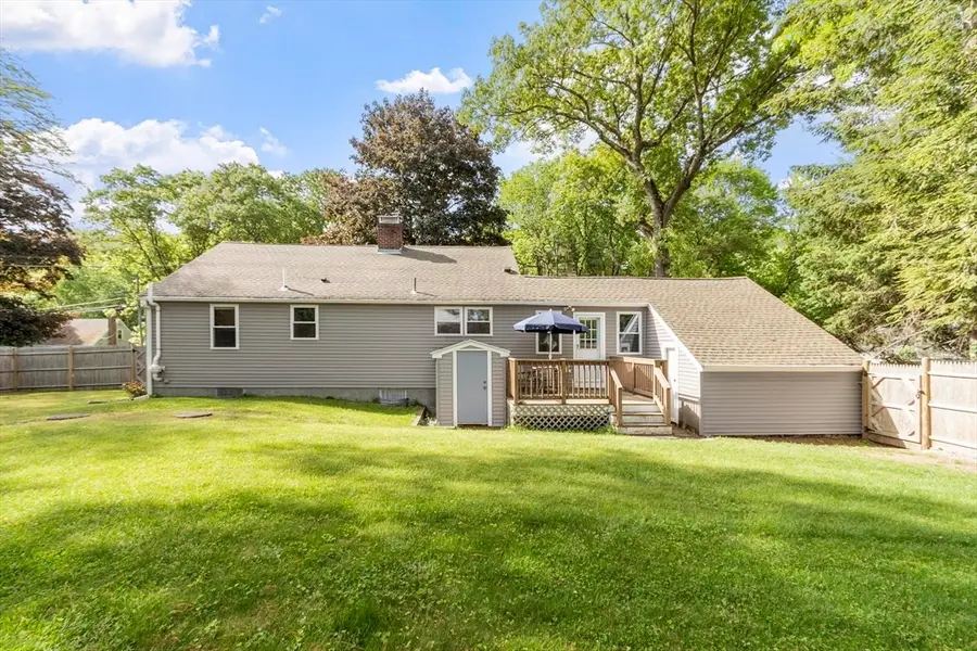 15 Suncrest Ave, Wilmington, MA 01887 - #3