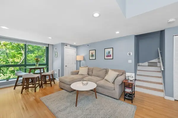 42 Eighth #3315, Boston, MA 02129