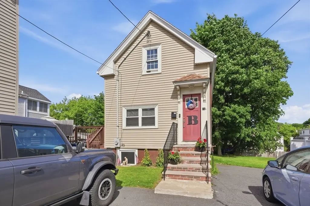 11-1/2 Albion St, Salem, MA 01970 - #1