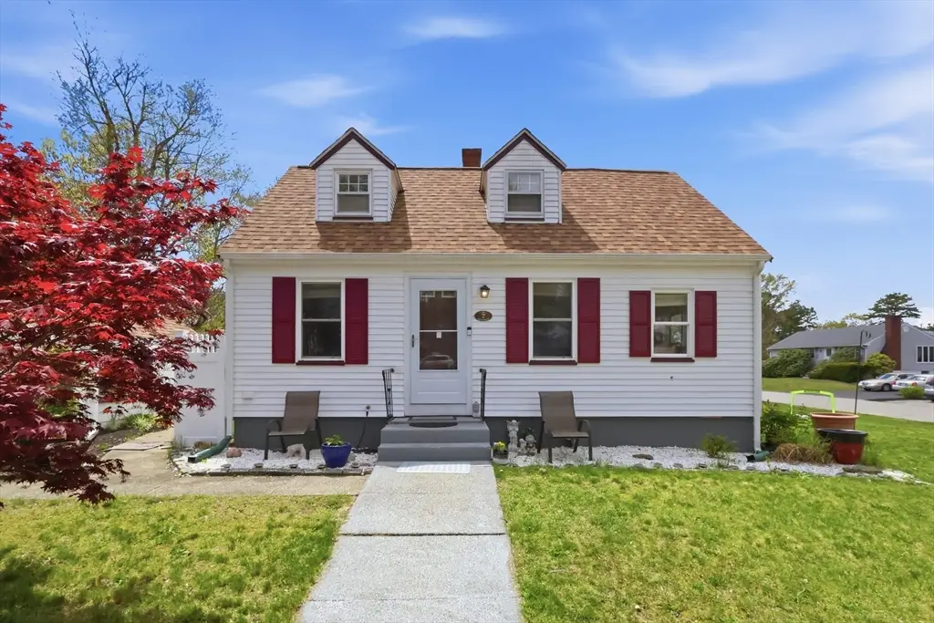 7 Highland Bay Dr, Wareham, MA 02571 - #1