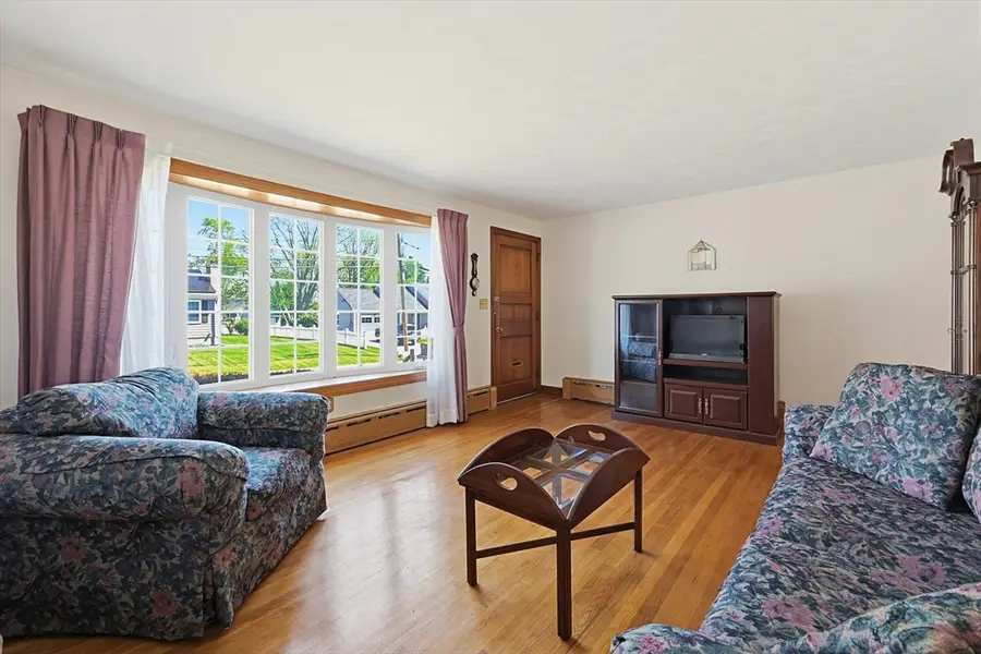 79 Highview Ave, Somerset, MA 02726 - #3