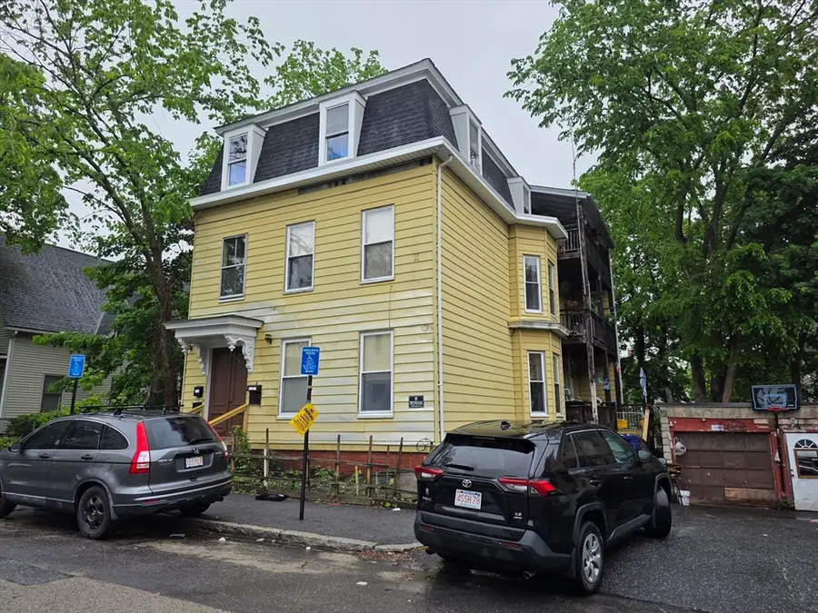 4 Home St, Worcester, MA 01609 - #3