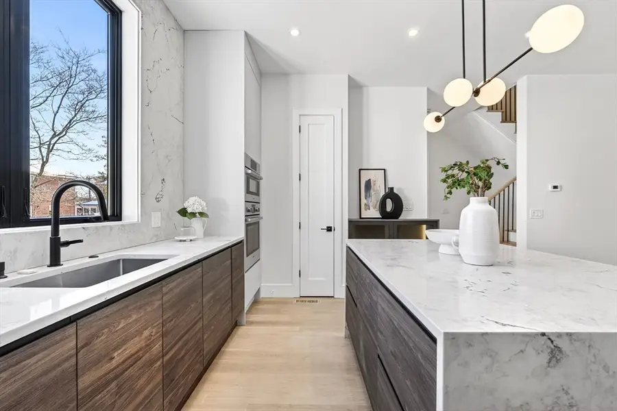 10 Pennsylvania Ave #10, Newton, MA 02464 - #3
