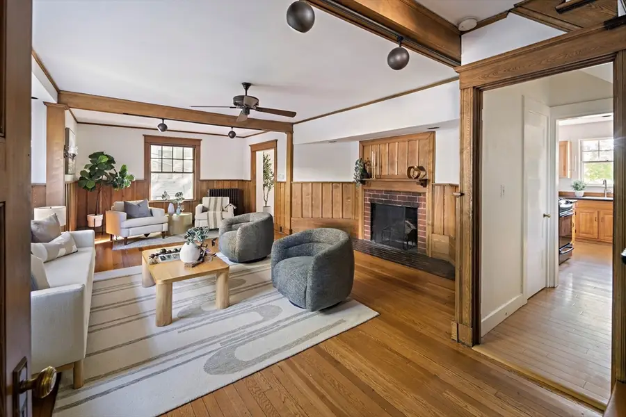 105 Grant Ave, Newton, MA 02459 - #3