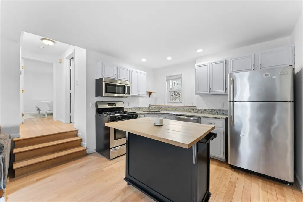 224 W 6th St #1, Boston, MA 02127 - #1