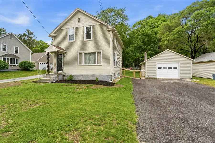 235 Union St, Northbridge, MA 01588 - #3