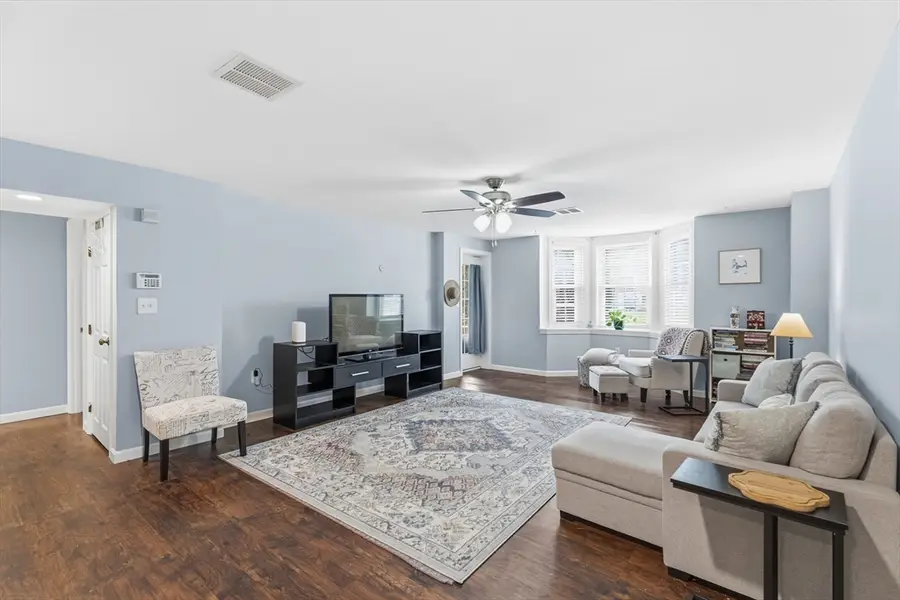 206 Carriage Ln #206, Taunton, MA 02780 - #2