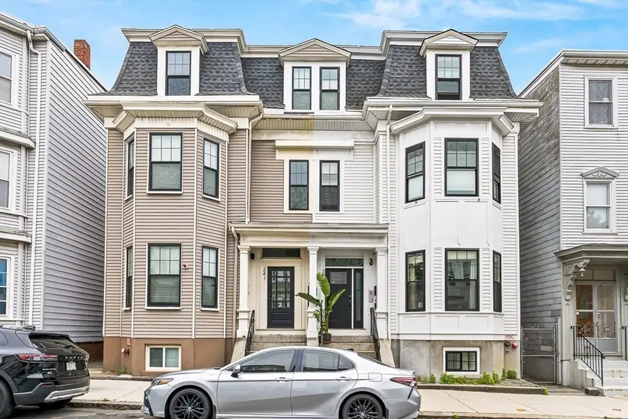 239 Lexington St #2, Boston, MA 02128 - #2