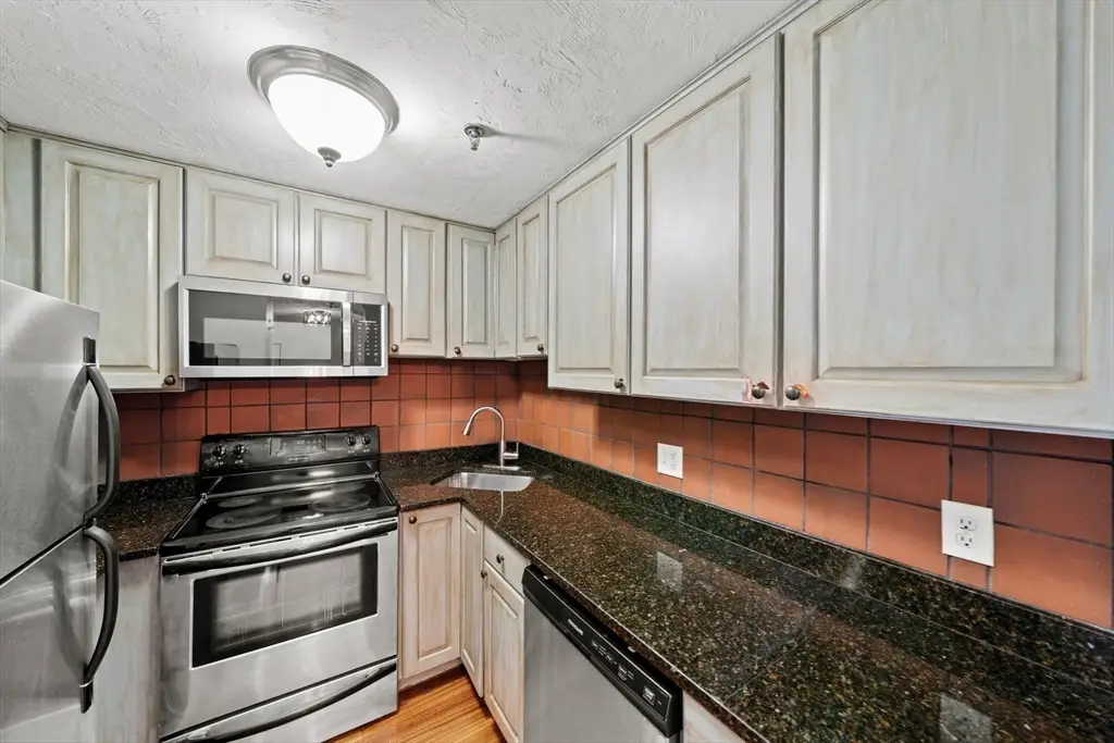 230 Willard St #602, Quincy, MA 02169 - #1