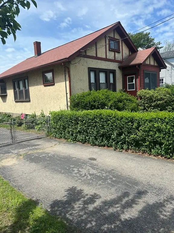 69 Sixth Avenue, Quincy, MA 02169