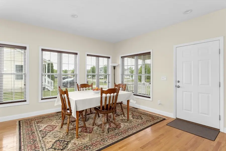 4 Candlelight Ln, Bellingham, MA 02019 - #2