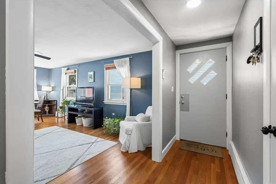16 Geneva St, Salem, MA 01970 - #3
