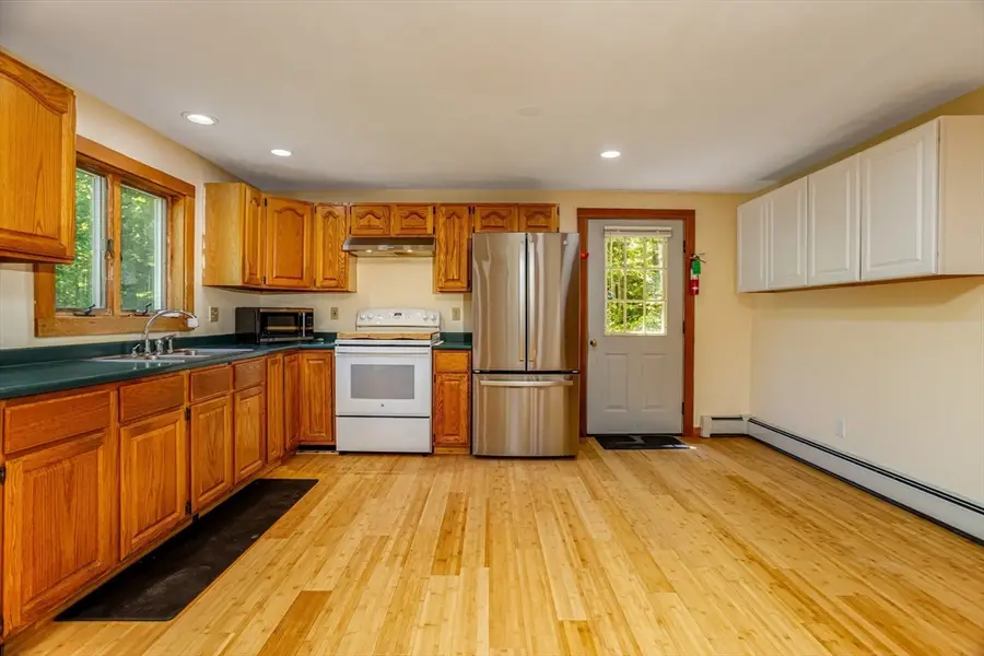 100 Stone Bridge Rd, Templeton, MA 01468 - #3